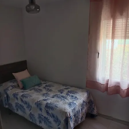 Avenida Apartment *